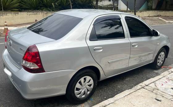 TOYOTA ETIOS 1.5 X SEDAN 16V FLEX 4P MANUAL TOYOTA ETIOS 1.5 X SEDAN 16V FLEX 4P MANUAL